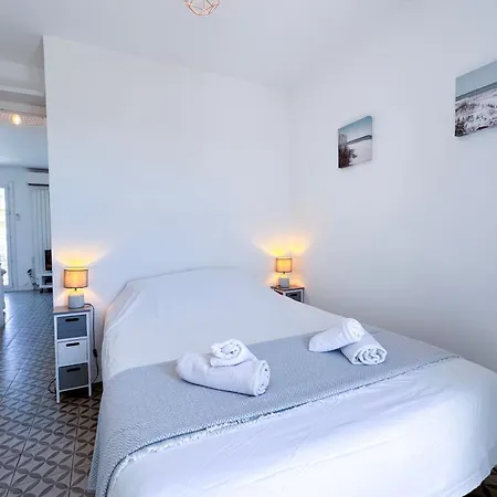 Апартаменты Alger - Rooftop Avec 1 Au Centre-ville D'antibes Антиб