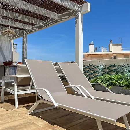 Alger - Rooftop Avec 1 Au Centre-ville D'antibes דירה אנטיב