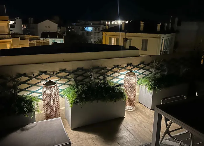 Alger - Rooftop Avec 1 Au Centre-ville D'antibes * Antibes