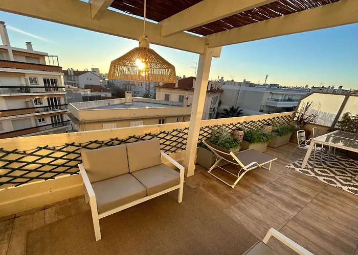 Lägenhet Alger - Rooftop Avec 1 Au Centre-ville D'antibes